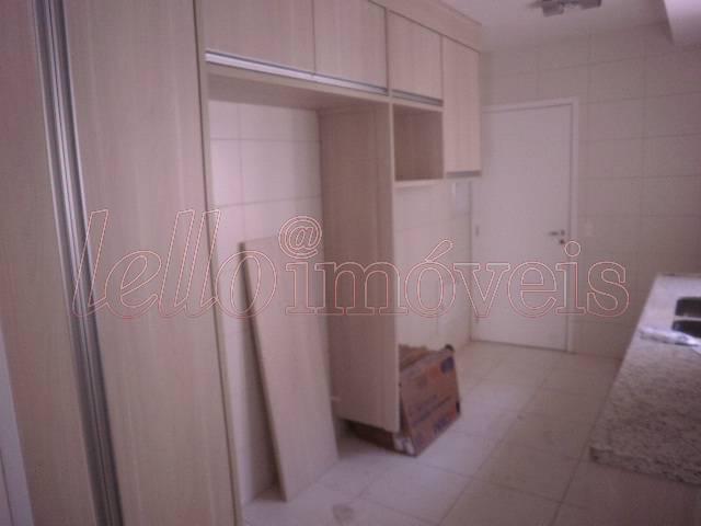 Apartamento para alugar com 4 quartos, 160m² - Foto 1