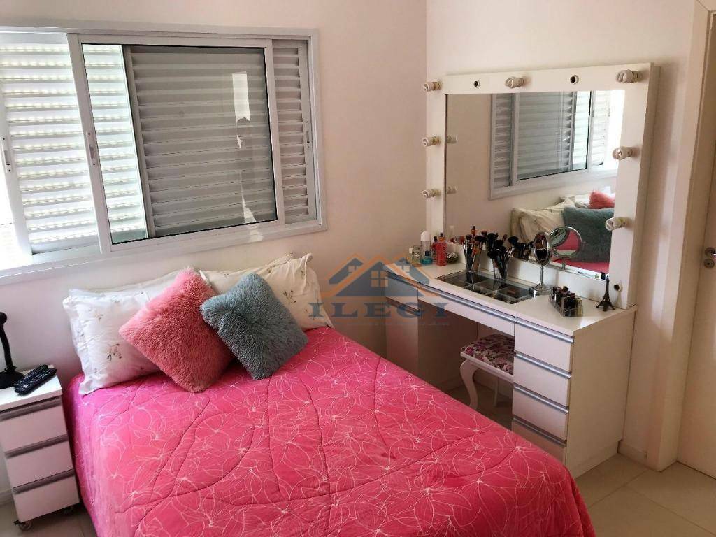 Casa de Condomínio à venda com 3 quartos, 250m² - Foto 20