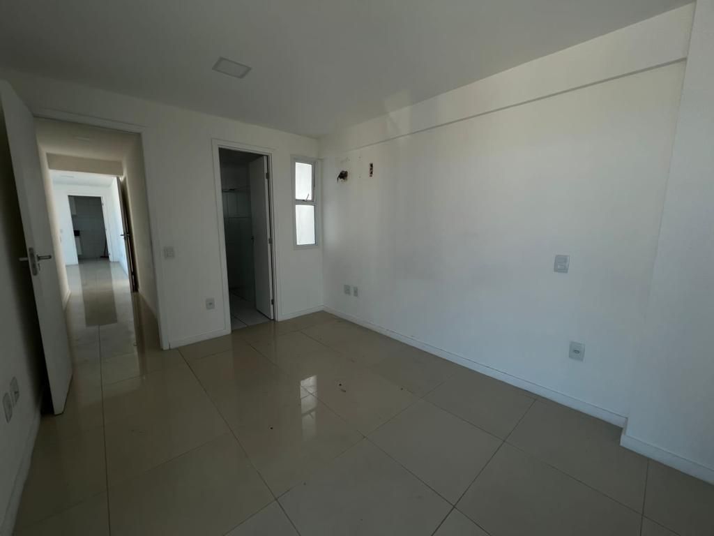 Apartamento à venda com 3 quartos, 111m² - Foto 8