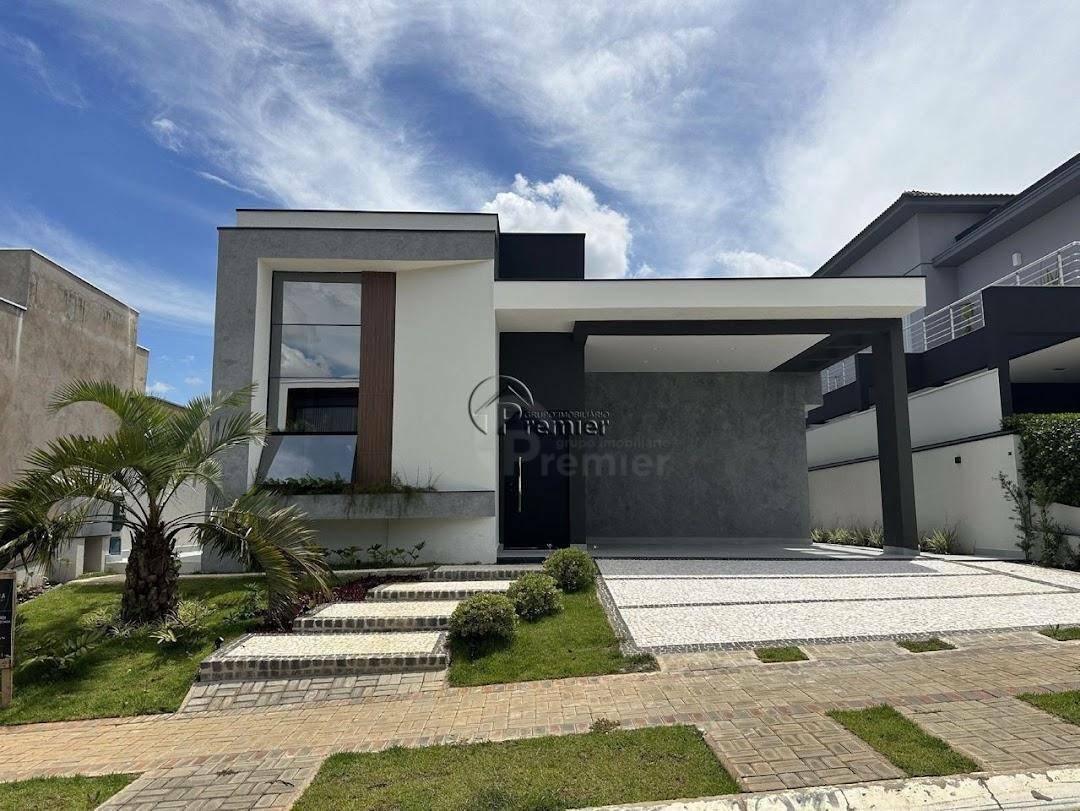 Casa de Condomínio à venda com 4 quartos, 258m² - Foto 4