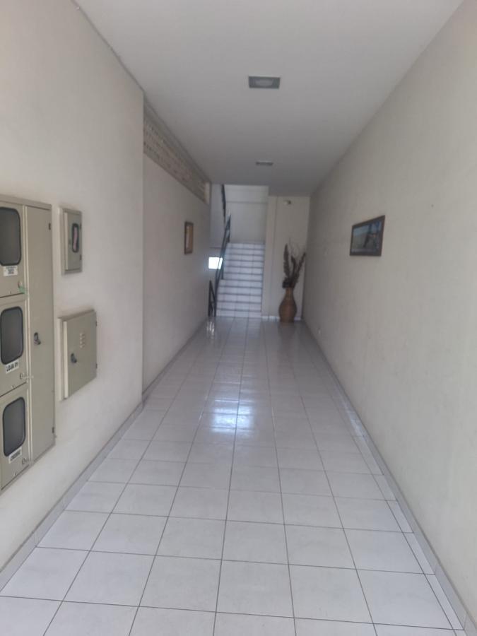 Apartamento à venda com 1 quarto, 90m² - Foto 3