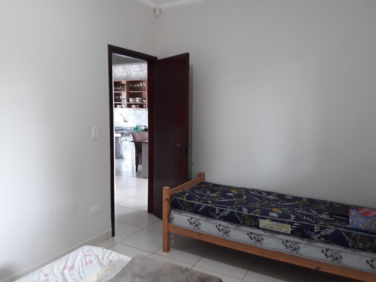 Casa à venda com 3 quartos, 250m² - Foto 14