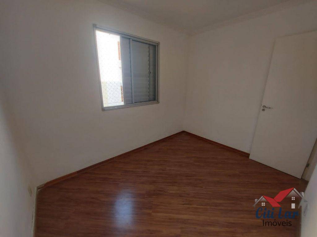 Apartamento para alugar com 2 quartos, 45m² - Foto 11