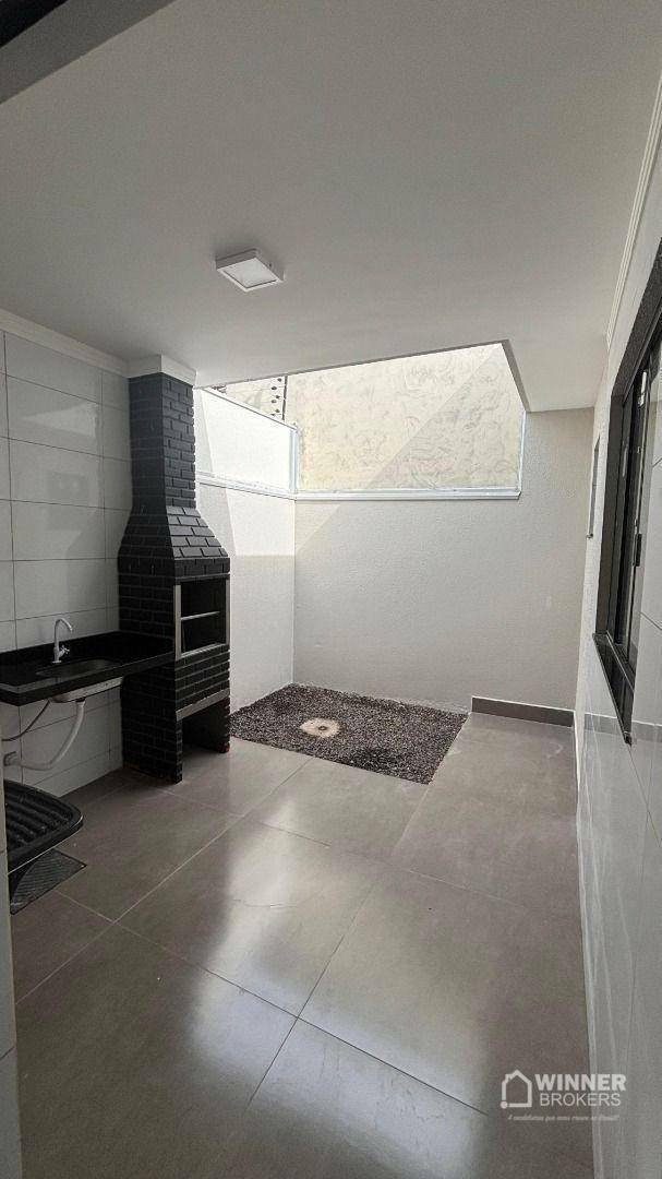 Casa à venda com 3 quartos, 75m² - Foto 11