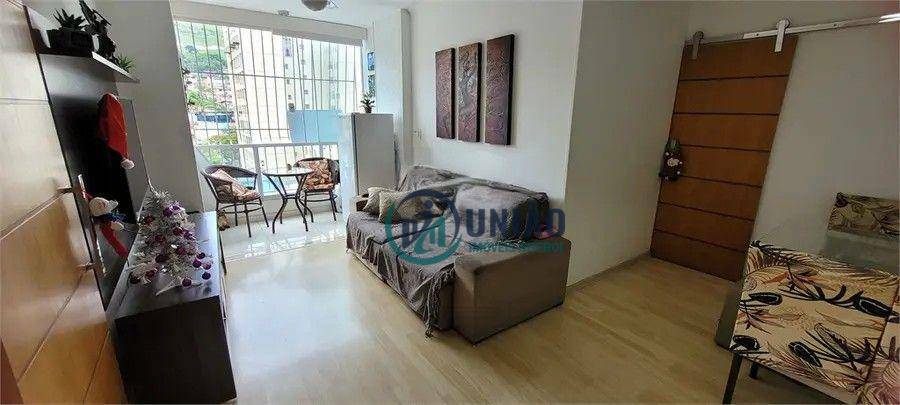 Apartamento à venda com 2 quartos, 70m² - Foto 1