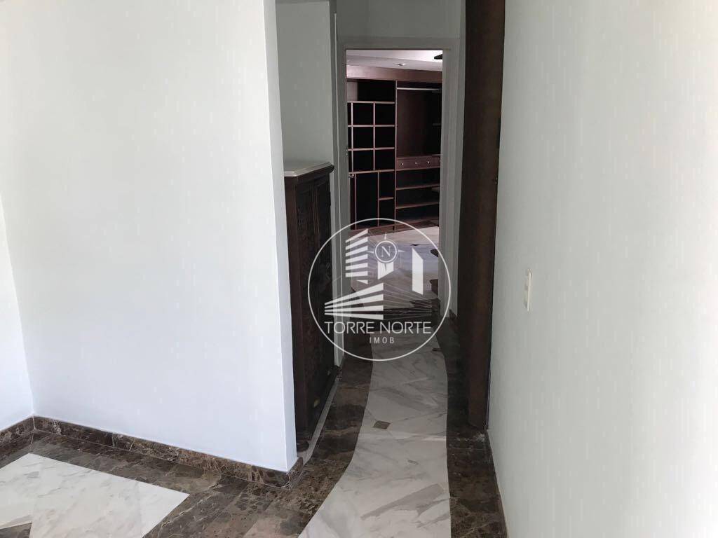 Apartamento à venda com 3 quartos, 188m² - Foto 7