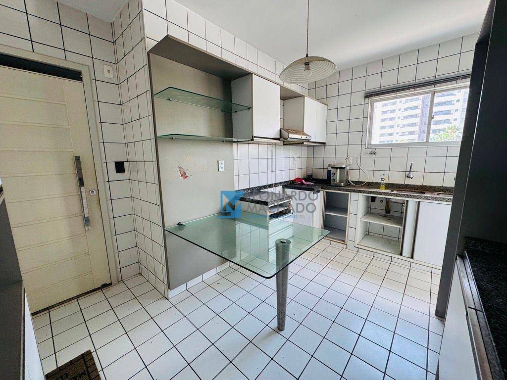 Apartamento à venda com 3 quartos, 126m² - Foto 10