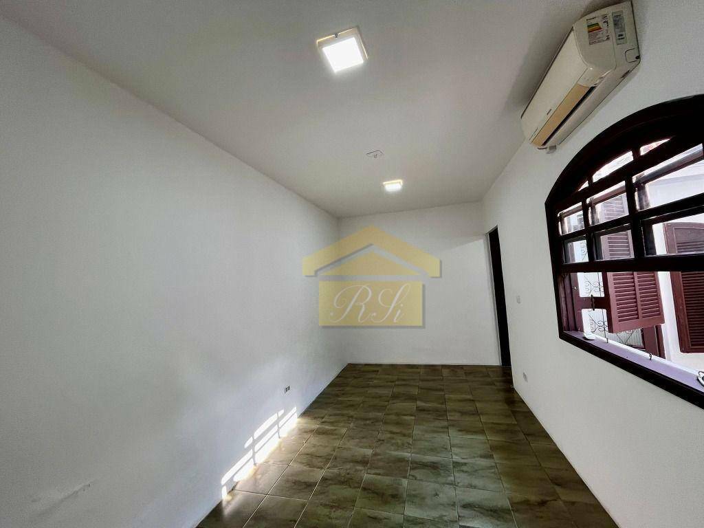 Sobrado à venda e aluguel com 4 quartos, 220m² - Foto 17