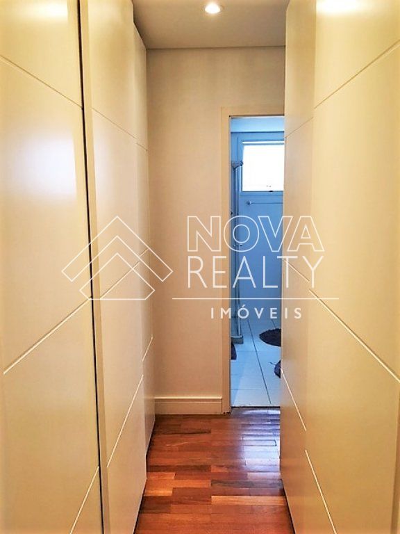 Apartamento à venda com 3 quartos, 187m² - Foto 11