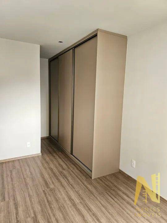 Apartamento à venda com 2 quartos, 64m² - Foto 8