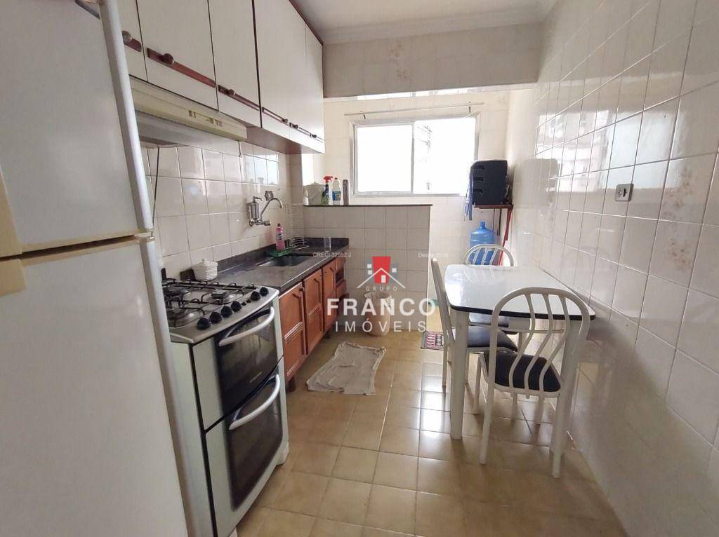 Apartamento à venda com 1 quarto, 76m² - Foto 14