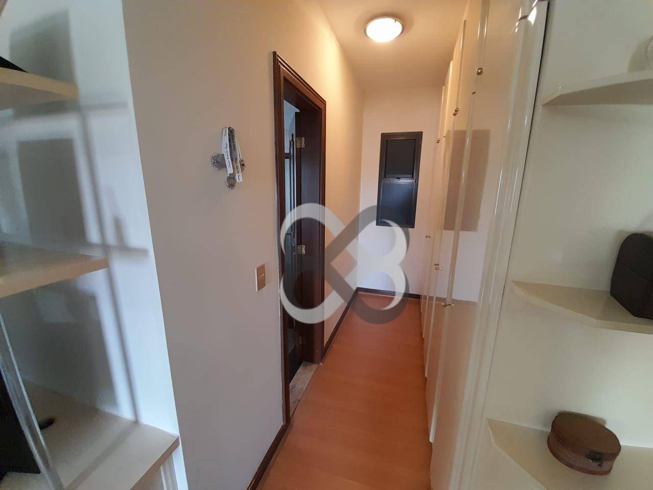 Apartamento à venda com 4 quartos, 209m² - Foto 33