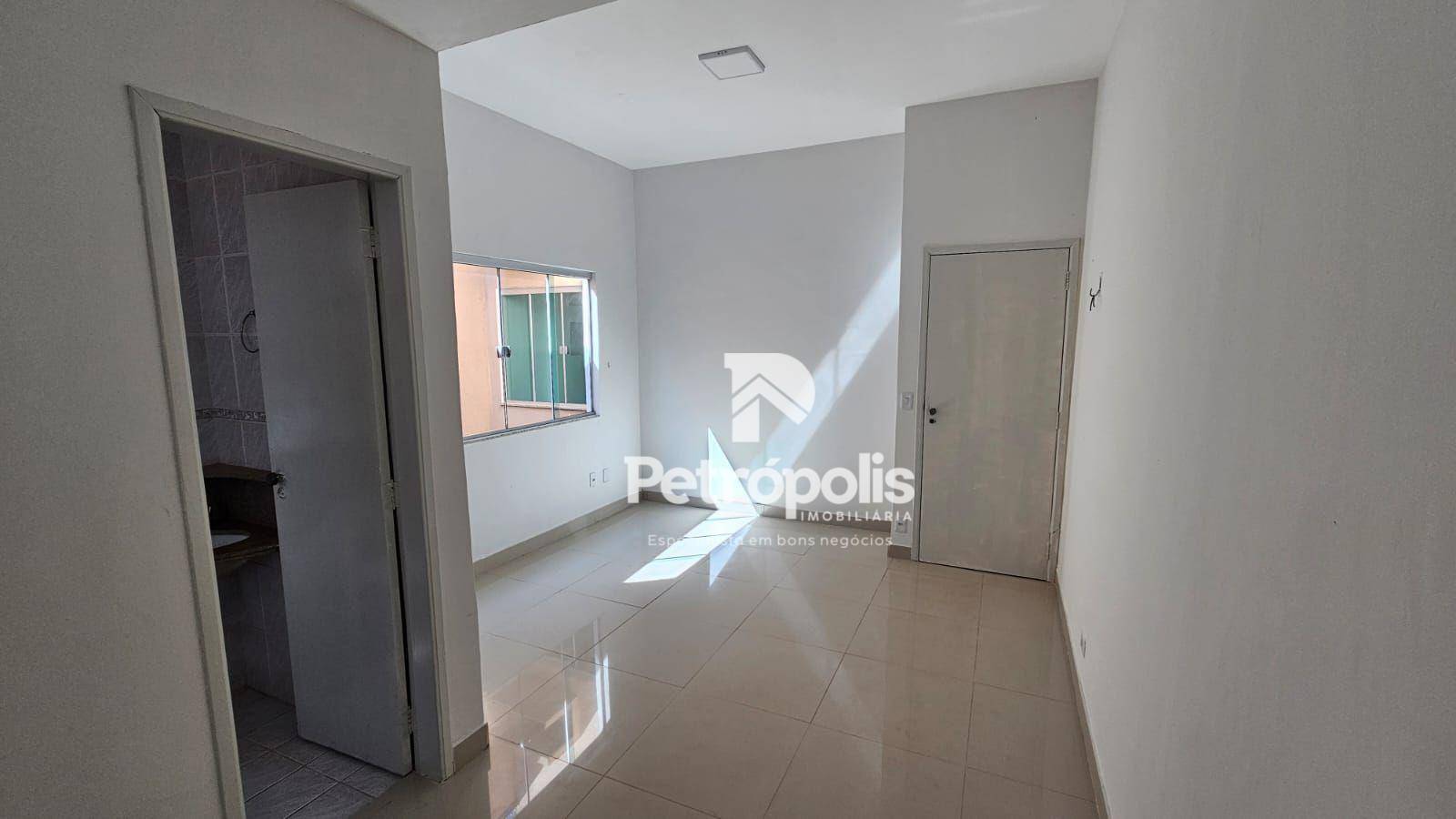 Casa à venda com 4 quartos, 310m² - Foto 16