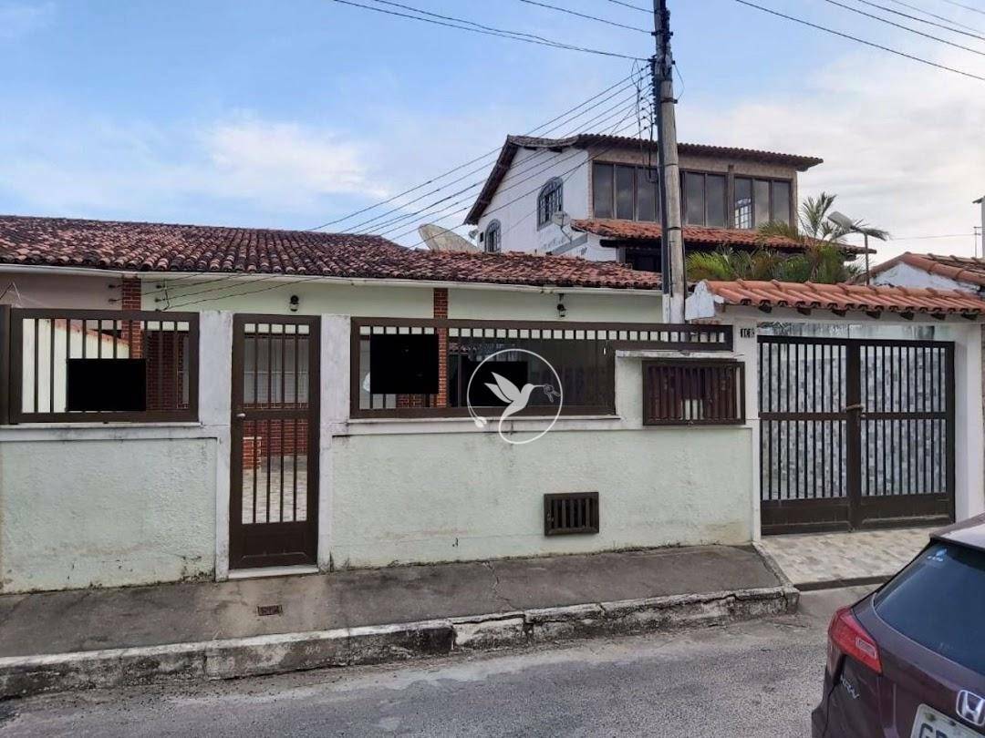 Casa à venda com 4 quartos, 208m² - Foto 2