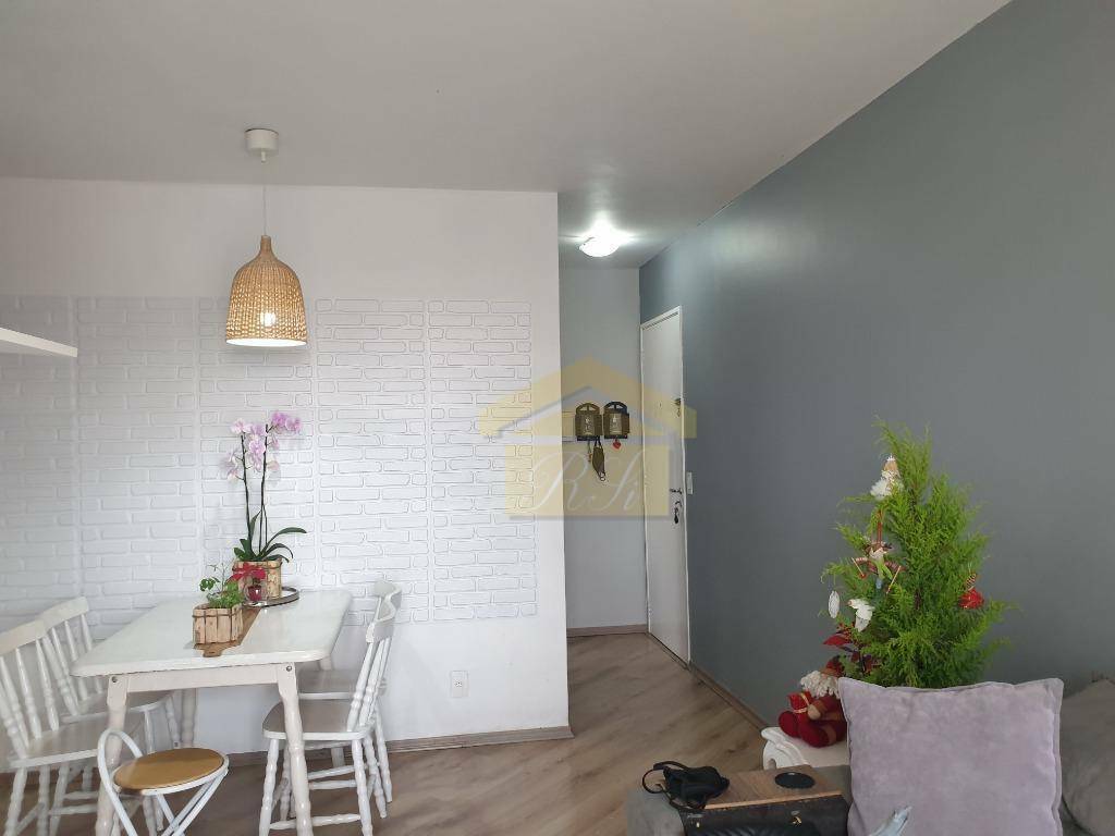 Apartamento à venda com 3 quartos, 61m² - Foto 2