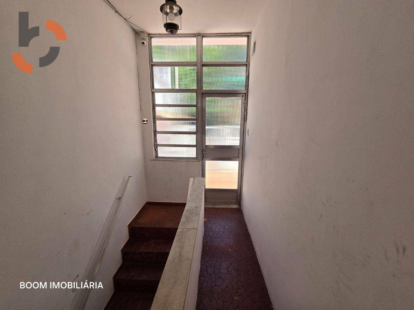 Casa à venda com 4 quartos, 216m² - Foto 23