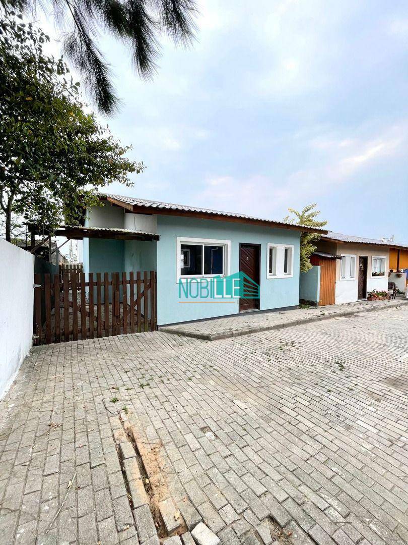 Casa de Condomínio à venda com 2 quartos, 55m² - Foto 2