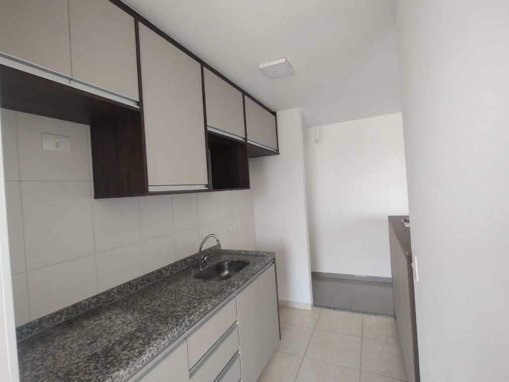 Apartamento para alugar com 2 quartos, 48m² - Foto 4