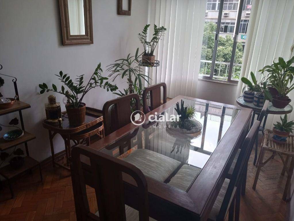 Apartamento à venda com 3 quartos, 94m² - Foto 6