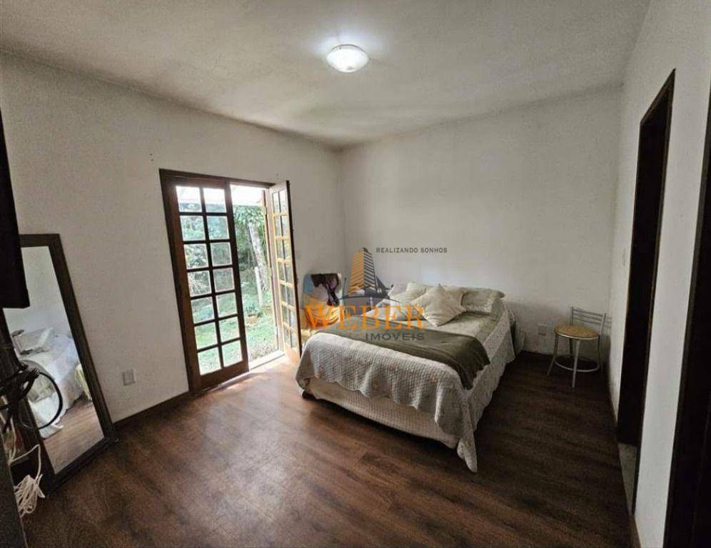 Casa de Condomínio à venda com 3 quartos, 250m² - Foto 56