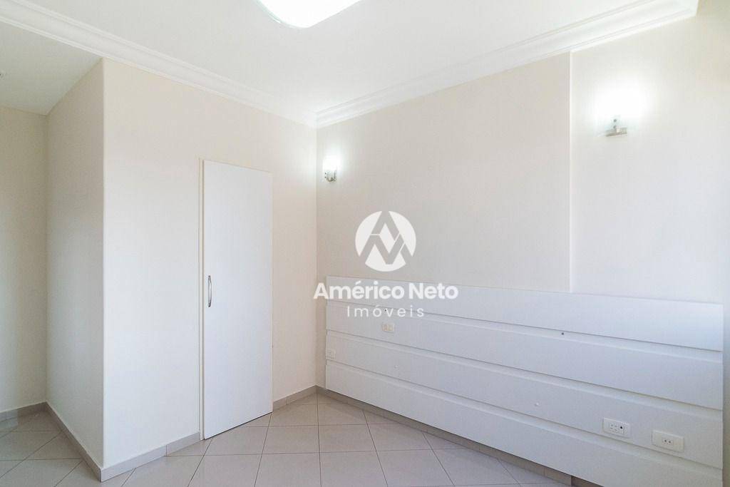 Apartamento para alugar com 4 quartos, 140m² - Foto 41