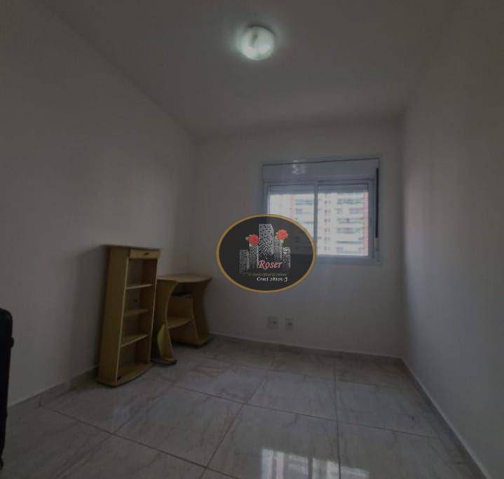 Apartamento à venda com 2 quartos, 64m² - Foto 17