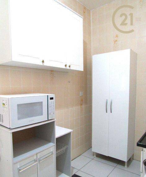 Apartamento à venda com 1 quarto, 40m² - Foto 11