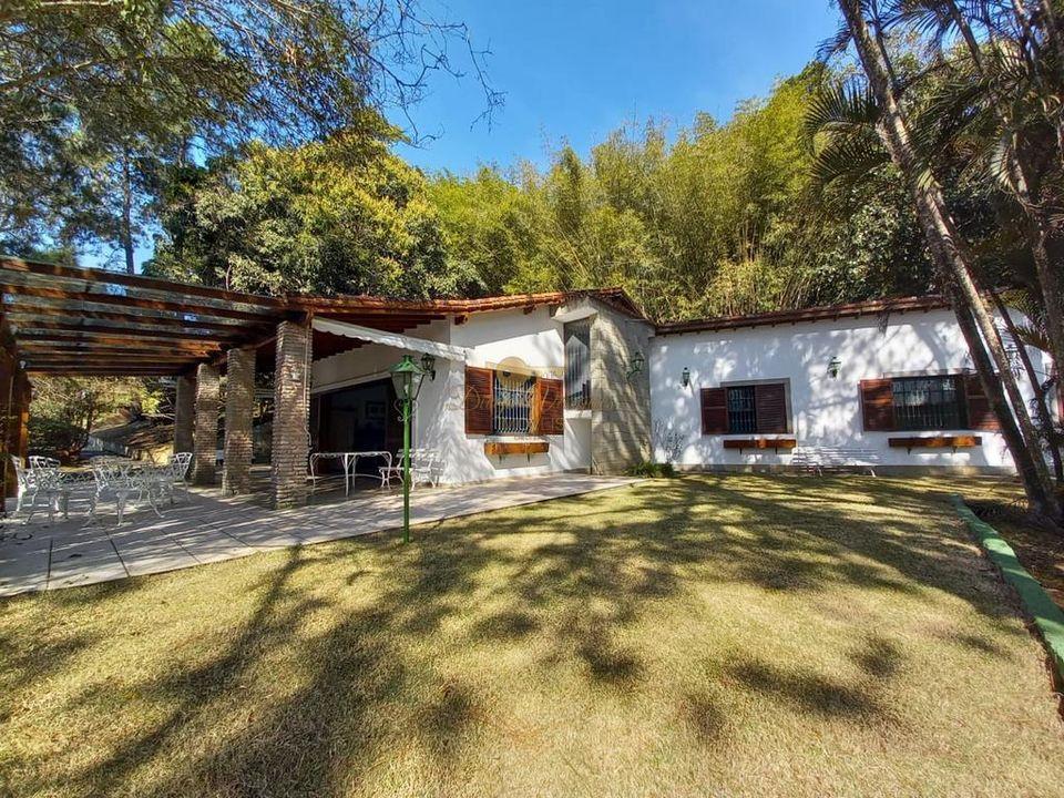 Casa à venda com 5 quartos, 5000m² - Foto 1