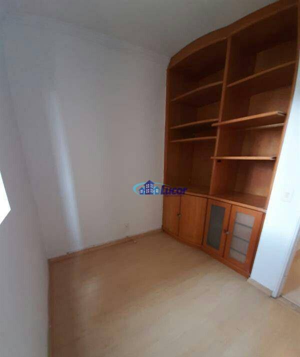 Apartamento à venda com 3 quartos, 64m² - Foto 8