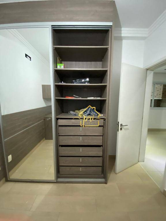 Apartamento para alugar com 3 quartos, 235m² - Foto 20