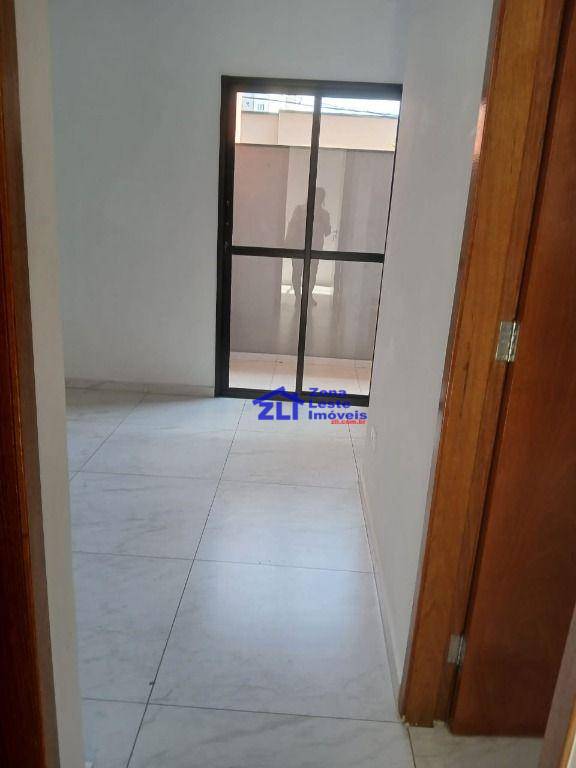 Apartamento para alugar com 2 quartos, 45m² - Foto 4