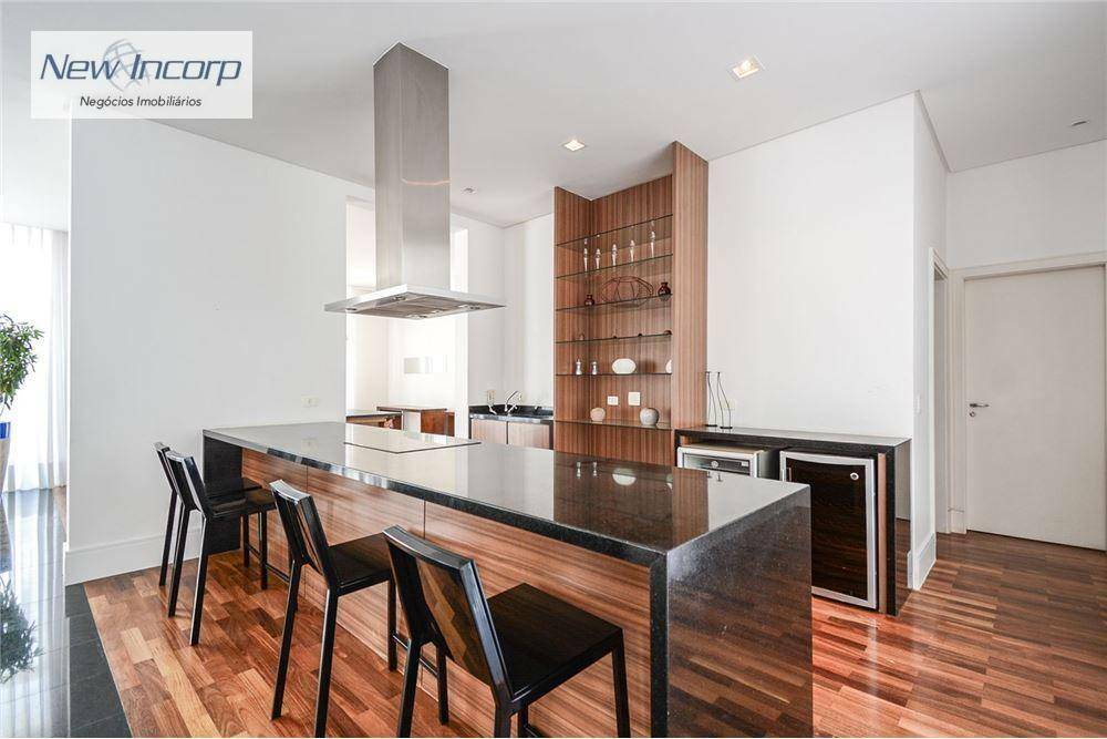 Apartamento à venda com 3 quartos, 240m² - Foto 43