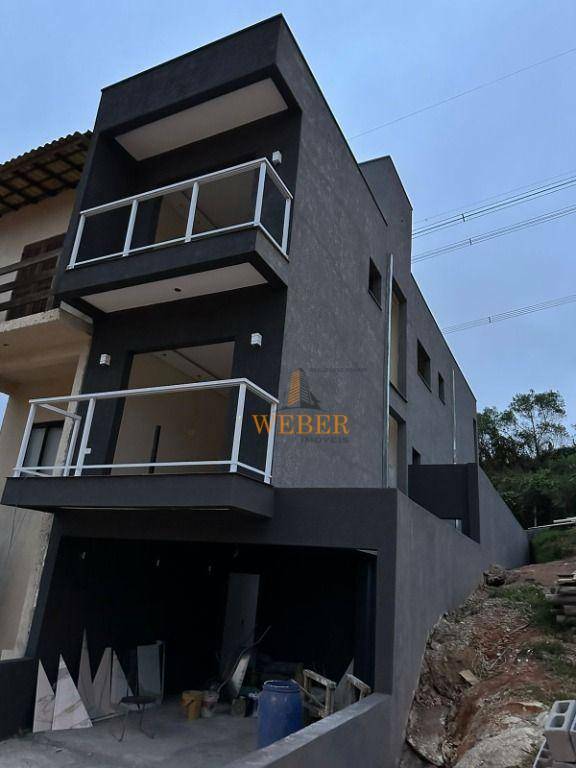 Sobrado à venda e aluguel com 3 quartos, 144m² - Foto 2