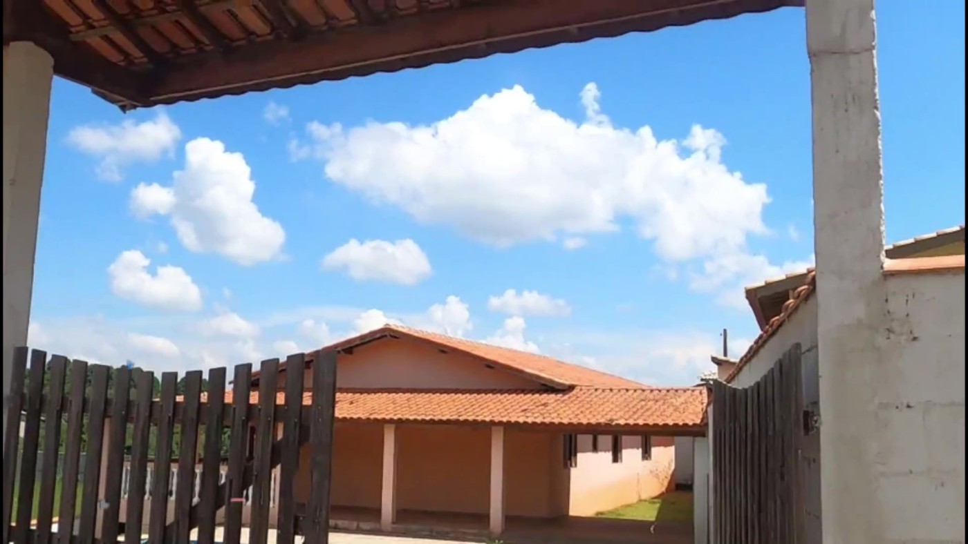 Casa de Condomínio à venda com 3 quartos, 600m² - Foto 3