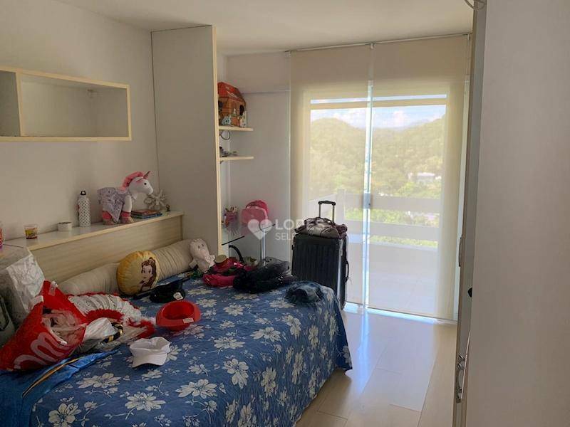 Casa de Condomínio à venda com 4 quartos, 420m² - Foto 18