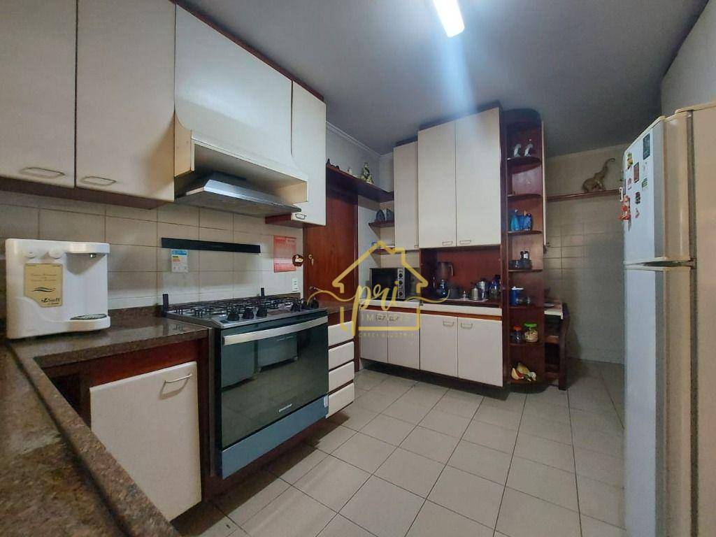 Apartamento à venda com 3 quartos, 148m² - Foto 9