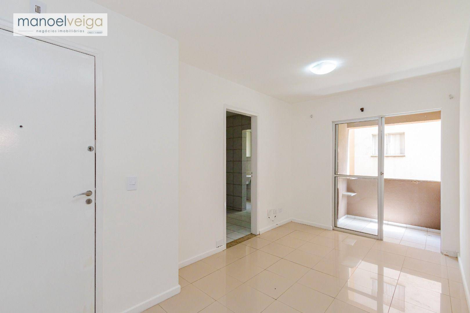 Apartamento para alugar com 3 quartos, 63m² - Foto 2