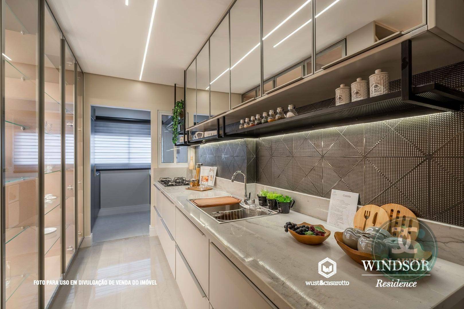 Apartamento à venda com 3 quartos, 213m² - Foto 29