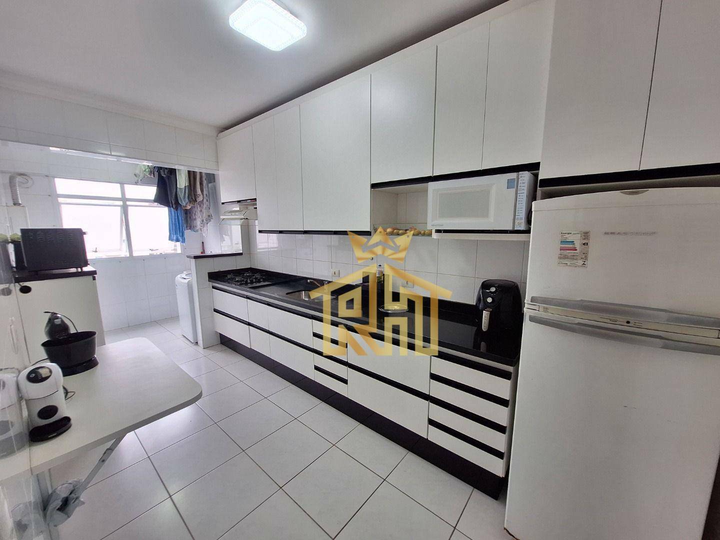 Apartamento à venda com 2 quartos, 84m² - Foto 9