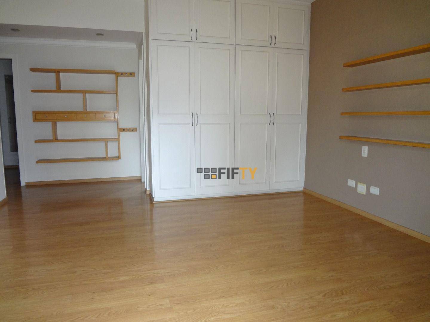 Apartamento à venda e aluguel com 3 quartos, 210m² - Foto 7