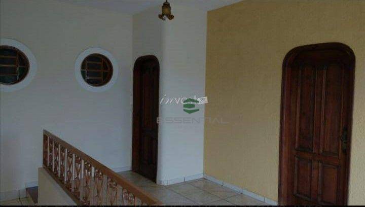 Casa à venda e aluguel com 3 quartos, 320m² - Foto 14