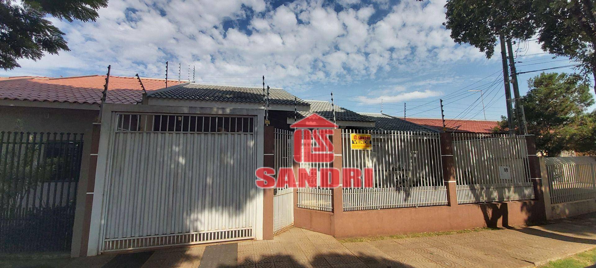 Casa à venda e aluguel com 4 quartos, 205m² - Foto 2