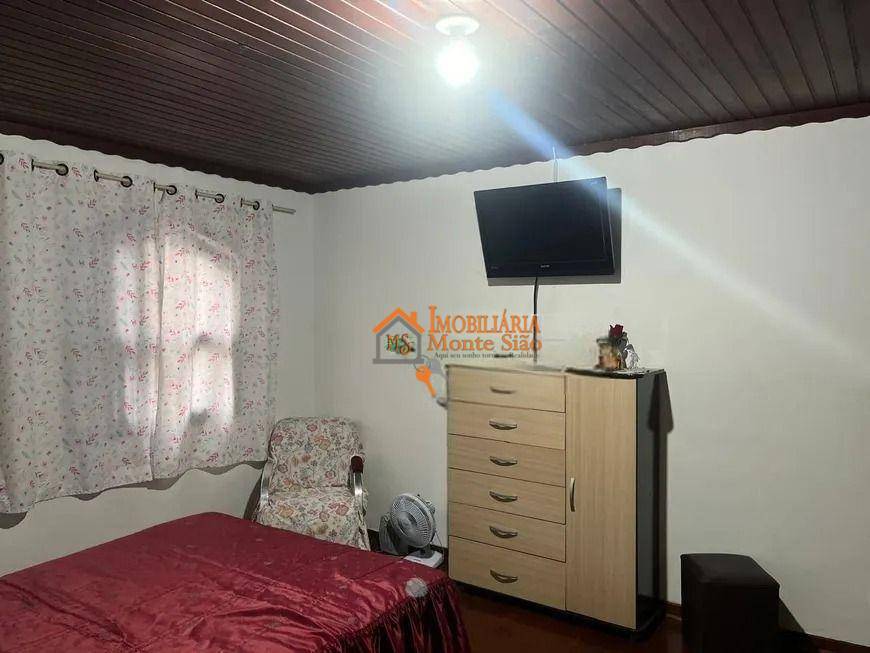 Sobrado à venda com 6 quartos, 230M2 - Foto 4