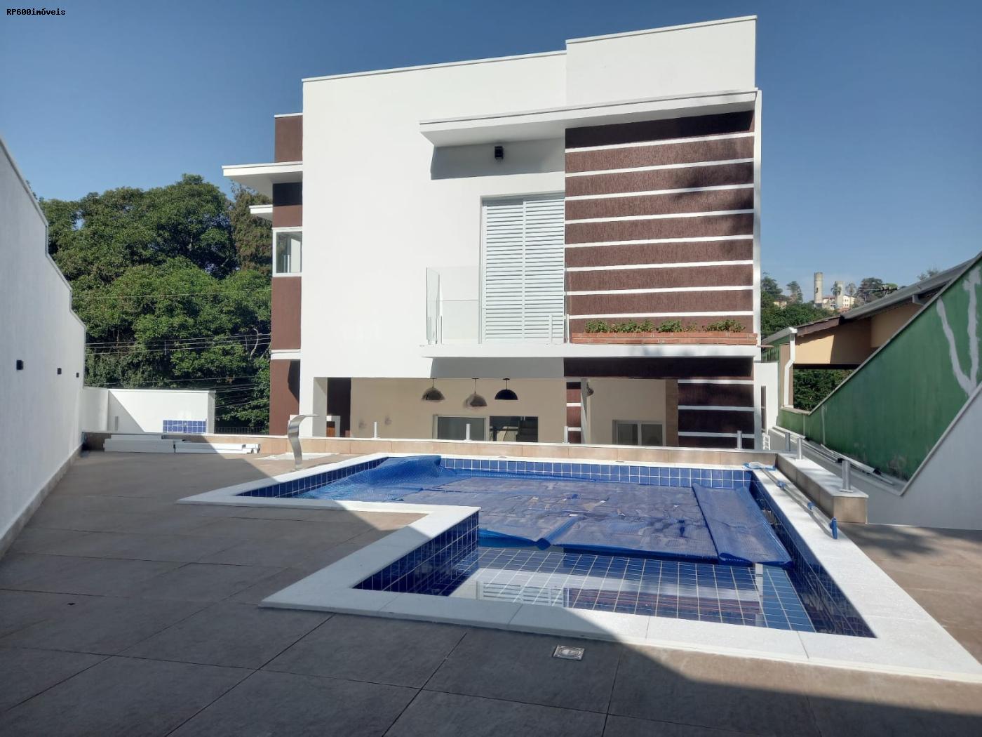 Casa à venda com 3 quartos, 300m² - Foto 37