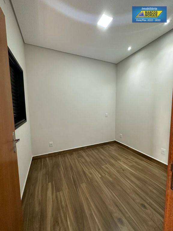 Casa de Condomínio à venda com 3 quartos, 105m² - Foto 11