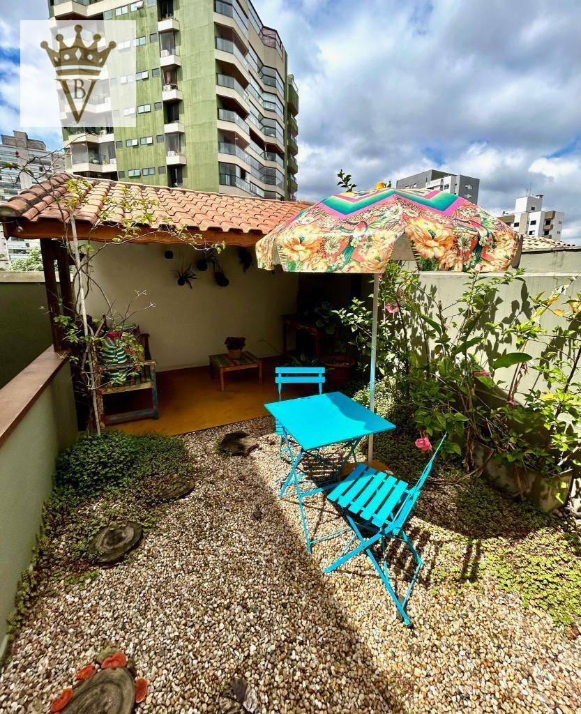 Casa à venda com 3 quartos, 206m² - Foto 6