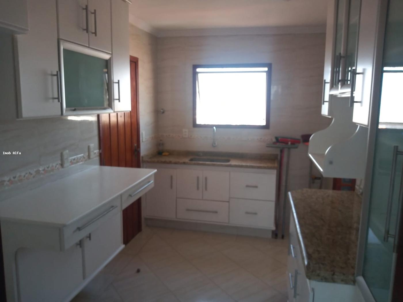 Sobrado à venda com 3 quartos, 176m² - Foto 4