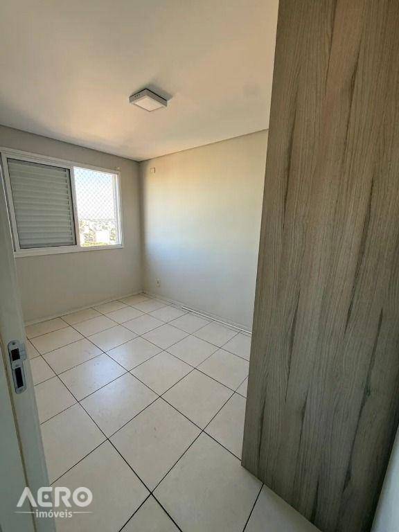 Apartamento à venda com 2 quartos, 61m² - Foto 17