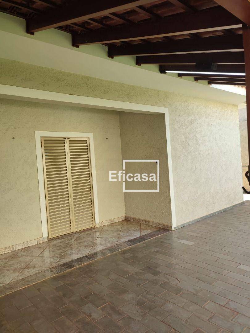 Casa à venda com 3 quartos, 200m² - Foto 12