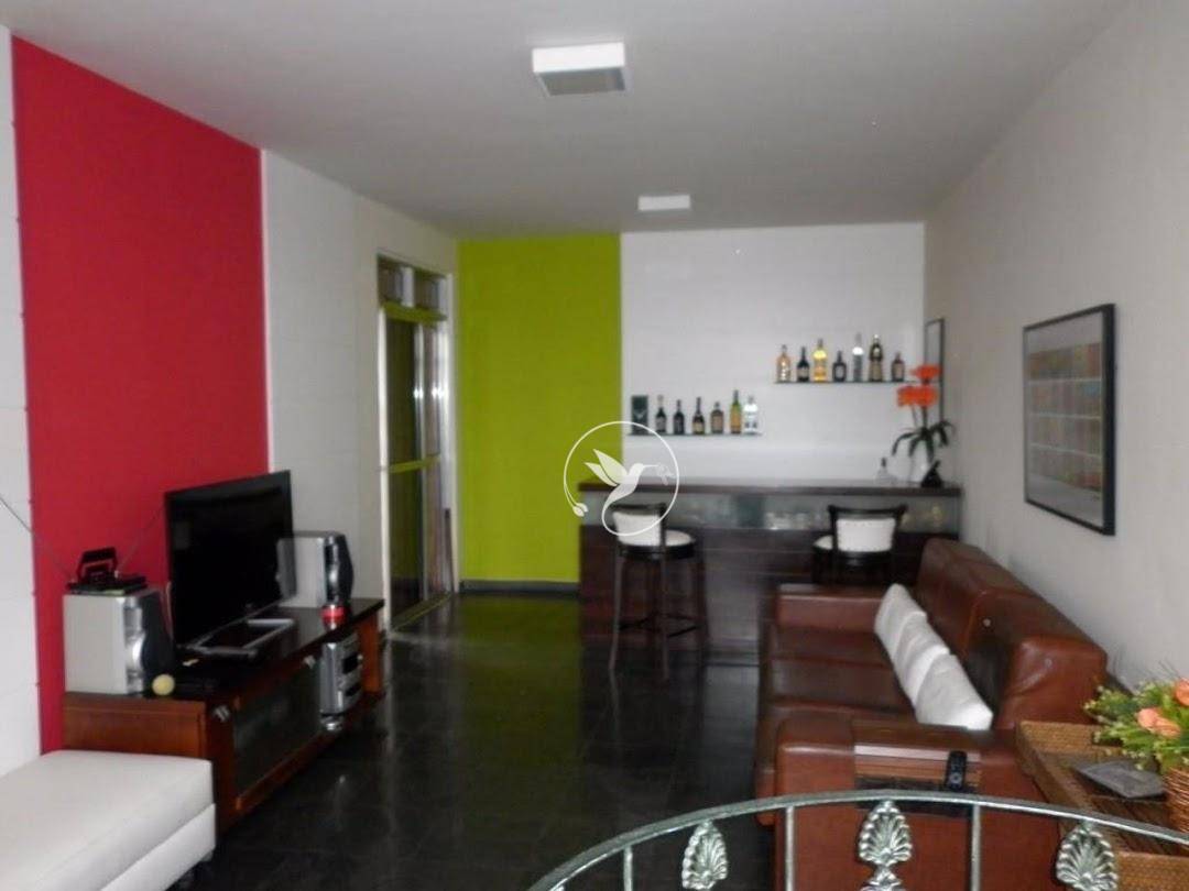 Cobertura à venda com 4 quartos, 180m² - Foto 2